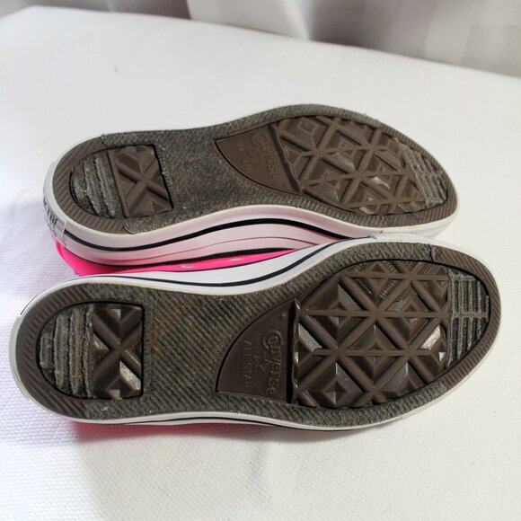 Converse Chuck Taylor All-Stars Low Top, Pink, Size 6 - Picture 7 of 8